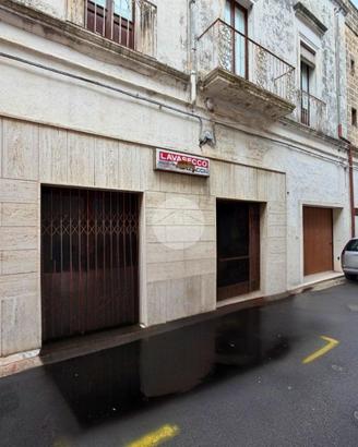 2 LOCALI A NARDÒ