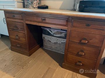 Scrivania ministeriale vintage