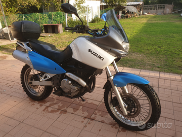 Suzuki XF650 freewind