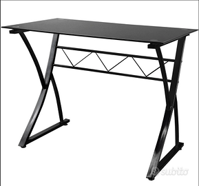 Scrivania in vetro nero