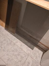 pouff  tavolinetto in stoffa nera con vetro 