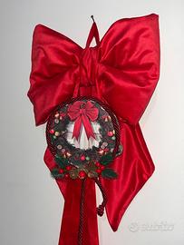 Fiocco natalizio in velluto rosso con tamburello