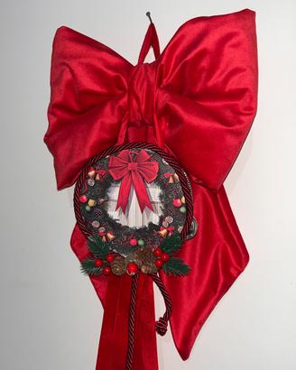 Fiocco natalizio in velluto rosso con tamburello