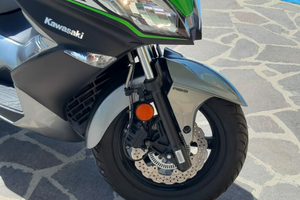 Kawasaki j300 limited edition