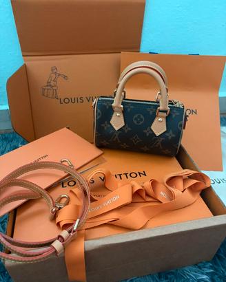 Louis Vuitton Nano Speedy completa di tutto