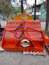 Trincia a mazze con raccolta