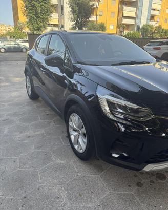 Automobile Renault Captur