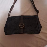 borsa in pelle blu scuro e marrone