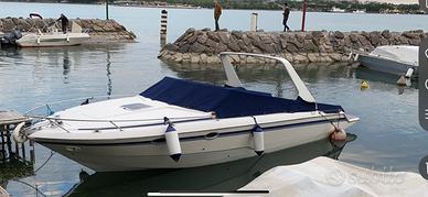 Motoscafo barca Glastron Laraya Barracuda 790