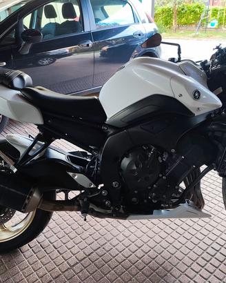 Yamaha fz8 