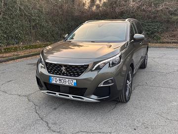 Peugeot 5008 2020