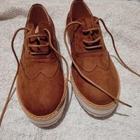 Mocassini stringati donna taglia 37.