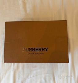 ciabatte burberry