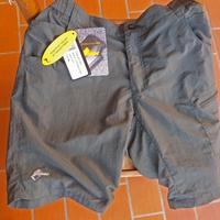 Pantaloni corti taglia XL