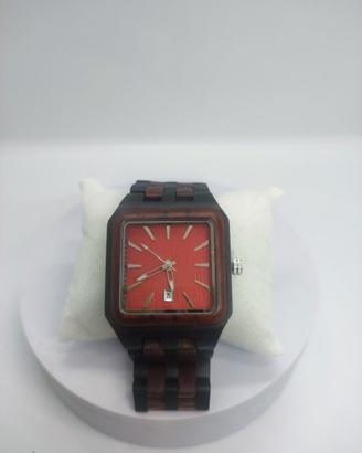 Orologio in legno uomo rosso elegante e moderno