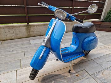 Vespa restaurata 50