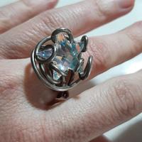 Anello di bigiotteria artigianale