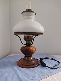 abat-jour in ottone, legno anticato con campana