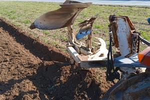 Aratro monovomere idraulico x trattore