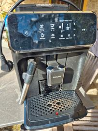 Macchina caffè con macinatore 