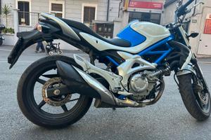 Suzuki Gladius 650 Originale