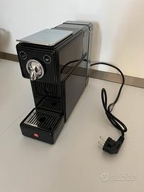 Macchinetta caffè Illy X3