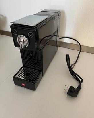 Macchinetta caffè Illy X3