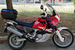 Honda Africa twin 750 rd 07a
