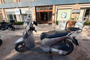 Aprilia Scarabeo 125