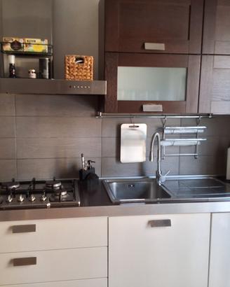 cucina parete di metri 3,90