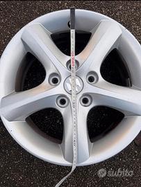 Cerchio  in lega per auto Suzuki SX4.