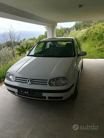 VOLKSWAGEN Golf 4ª serie - 2002