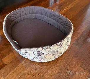Cuccia gande per gatto/cane Usata pochissimo