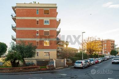 Locale Commerciale - Gravina di Catania