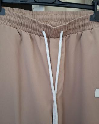 coppia di pantaloni uomo