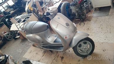 Ricambi piaggio vespa et4 125  98-06 entra