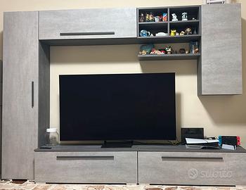 Parete attrezzata! 1 anno di vita