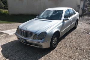 Mercedes E220 CDI