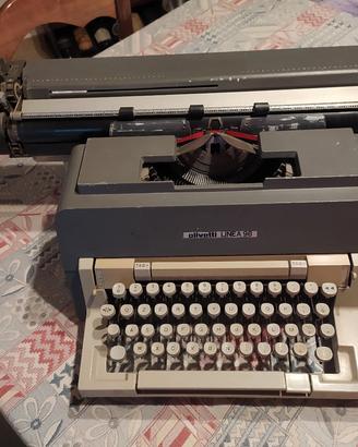 macchina da scrivere olivetti modello 98
