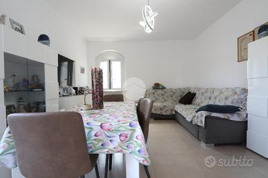 5 LOCALI A TORTORETO