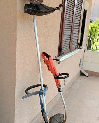 decespugliatore e taglia erba per rifinire i bordi