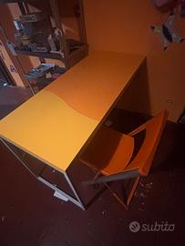 Cameretta arancione bambini