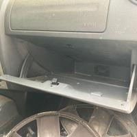 CASSETTO PORTA OGGETTI DACIA Logan 2Â° Serie CASSE