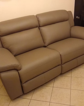 Divano in pelle Poltrone e Sofà