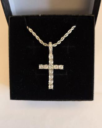 Collana con Croce in Acciaio e Zirconi Brillanti
