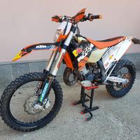 ktm 125 exc 2t six days