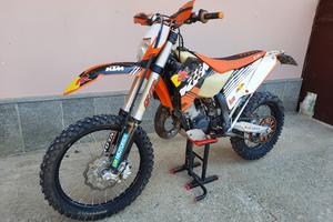 ktm 125 exc 2t six days