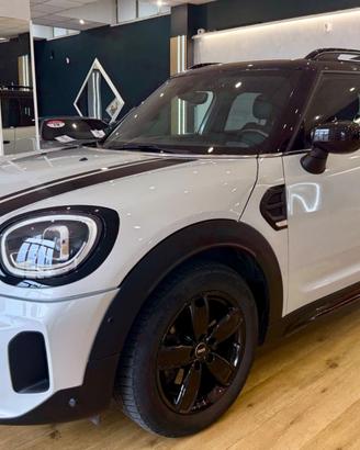 Mini Cooper Countryman 1.5 led Black pack- pelle