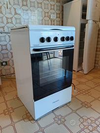 Cucina a gas con forno
