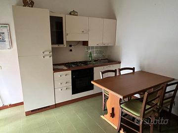 Arredamento e cucina  completa